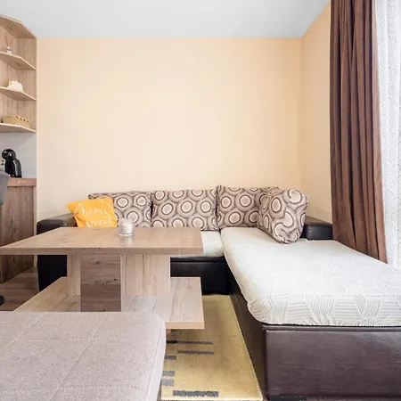 Comfortable 1br W/ Balcony & Free Parking Plovdiv
