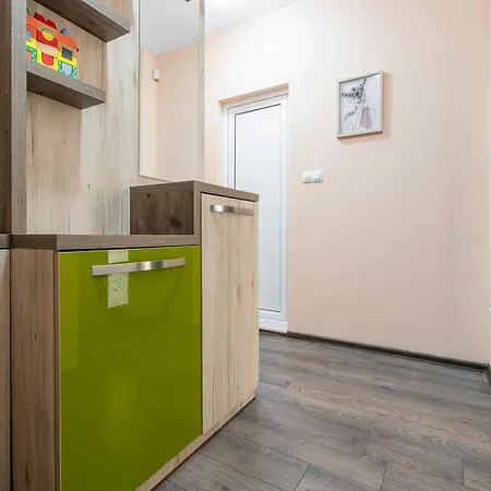 Comfortable 1br W/ Balcony & Free Parking Plovdiv